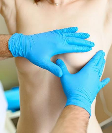 Clinique de Centre - Augmenter la taille de ses seins par implants mammaires